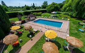 Greet Hotel Beaune